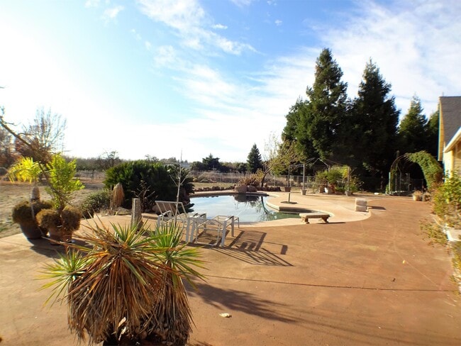 Photo - 3539 Rodgers Ave