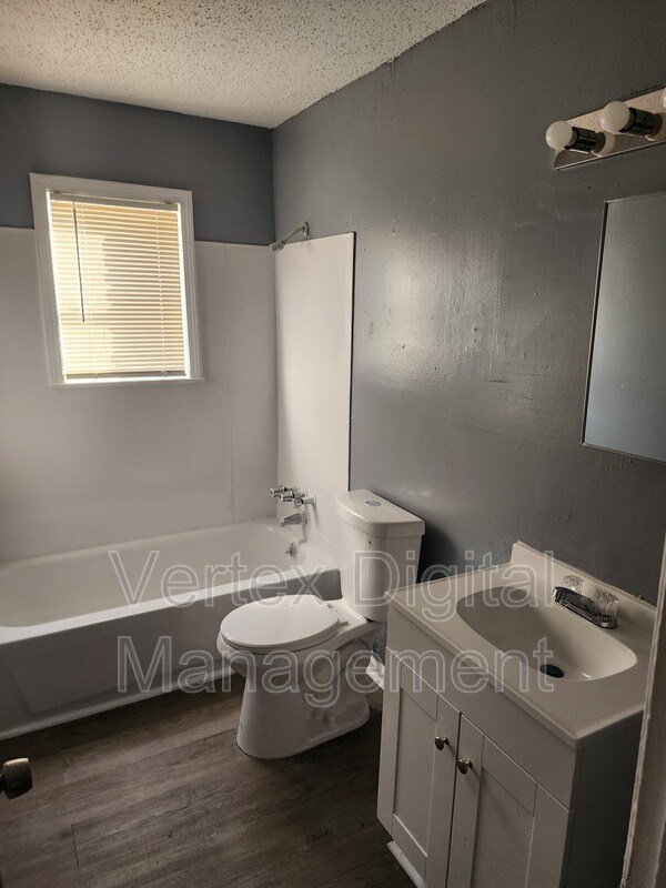 Photo - 3460 Benbow Dr Unit 7