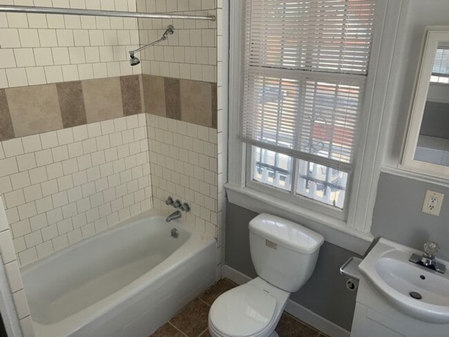 Photo - Charming Coming Street Retreat in the Heart of Historic Charleston