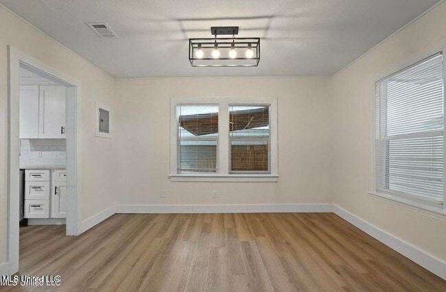 Photo - 222 Benachi Ave