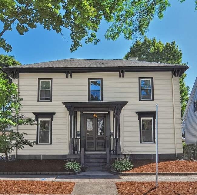 Photo - 40 Avon St Unit 2