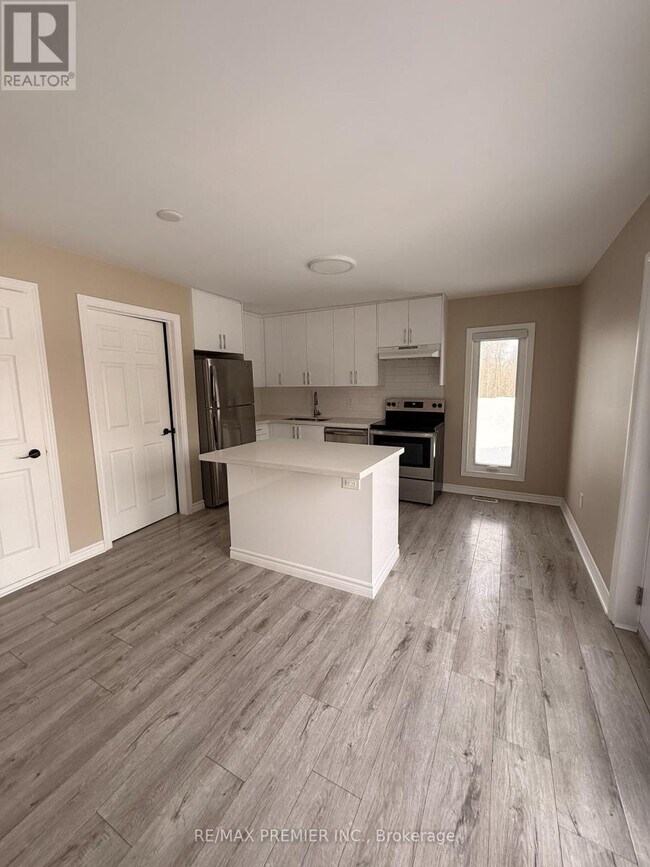 Photo - 4083 Simcoe County Rd 50