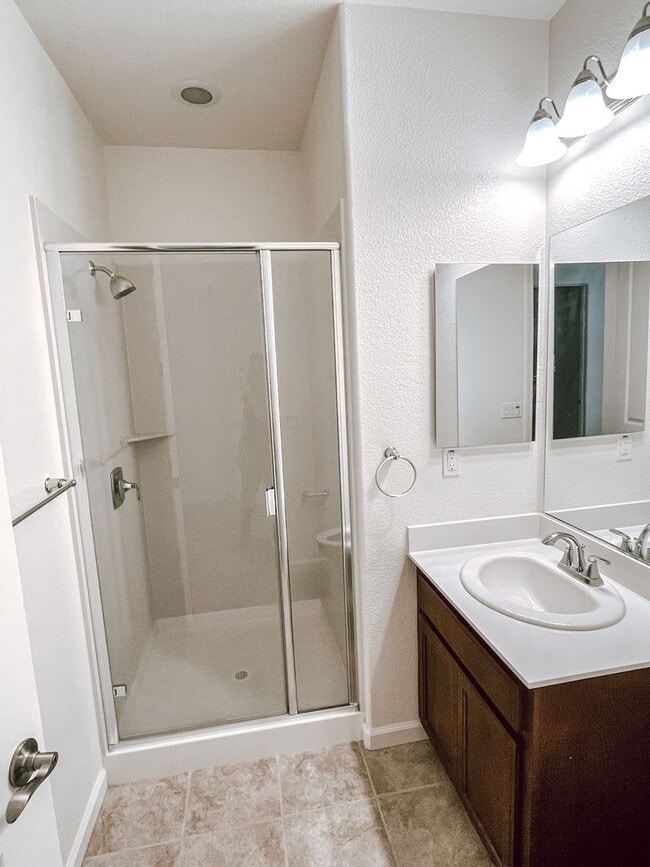 Photo - Upgraded Dublin Townhome near Emerald Park Elementary