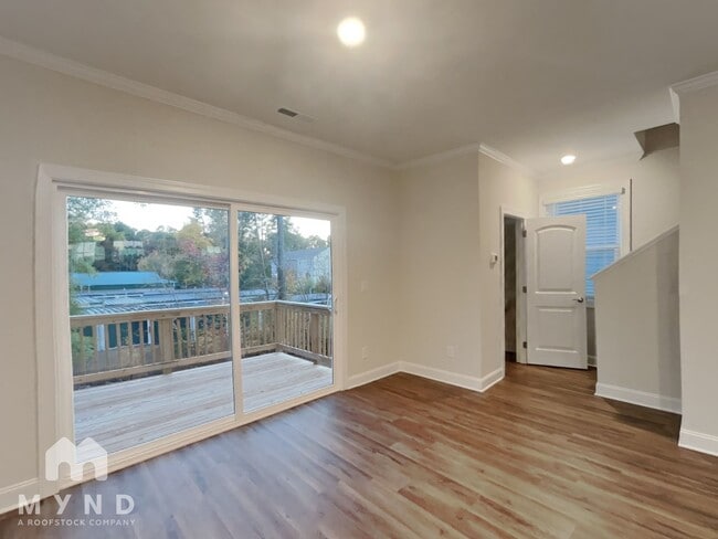 Photo - 7000 Point Bar Pl