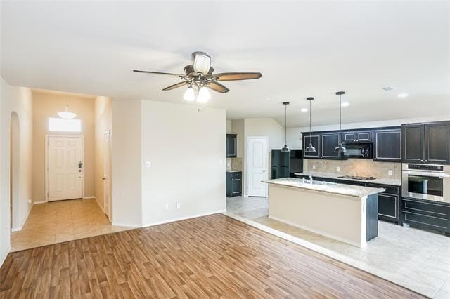 Photo - 632 River Rock Rd
