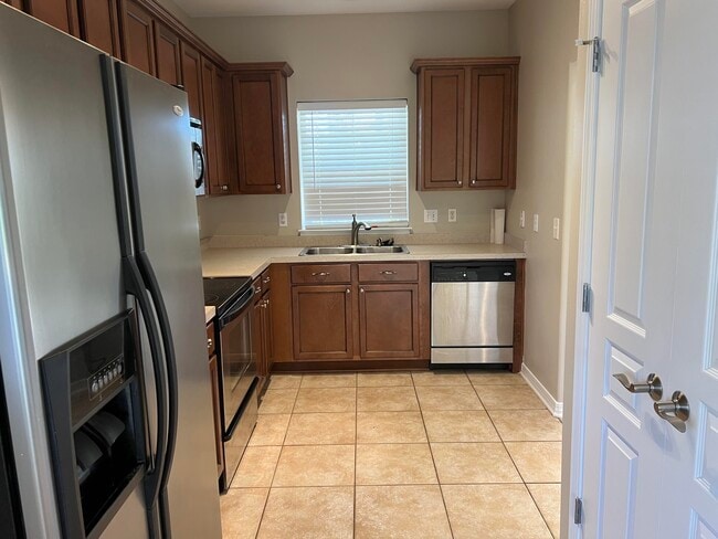 Photo - 8 Myrtle Oak Way