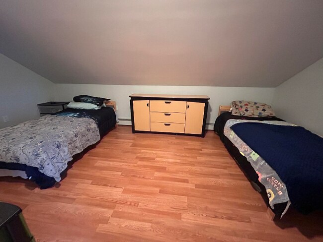 Photo - 219 Perkins St