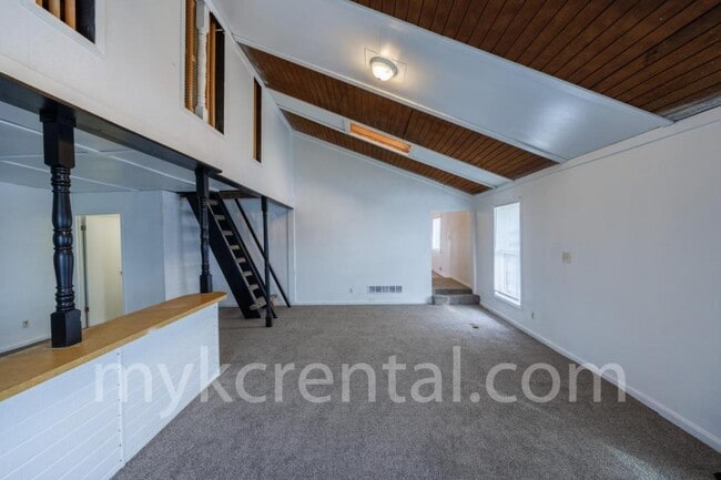 Photo - 3026 S 33rd St