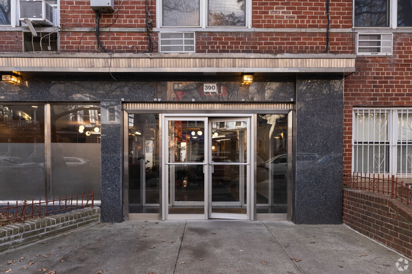 Entrance - 390 Rugby Rd