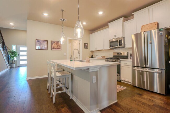 Photo - 5409 Dimesky Ln
