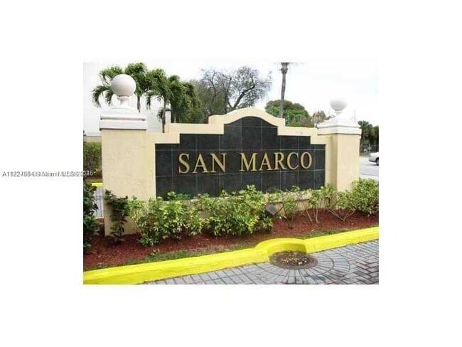 Building Photo - 8810 Fontainebleau Blvd Unit 210 Rental