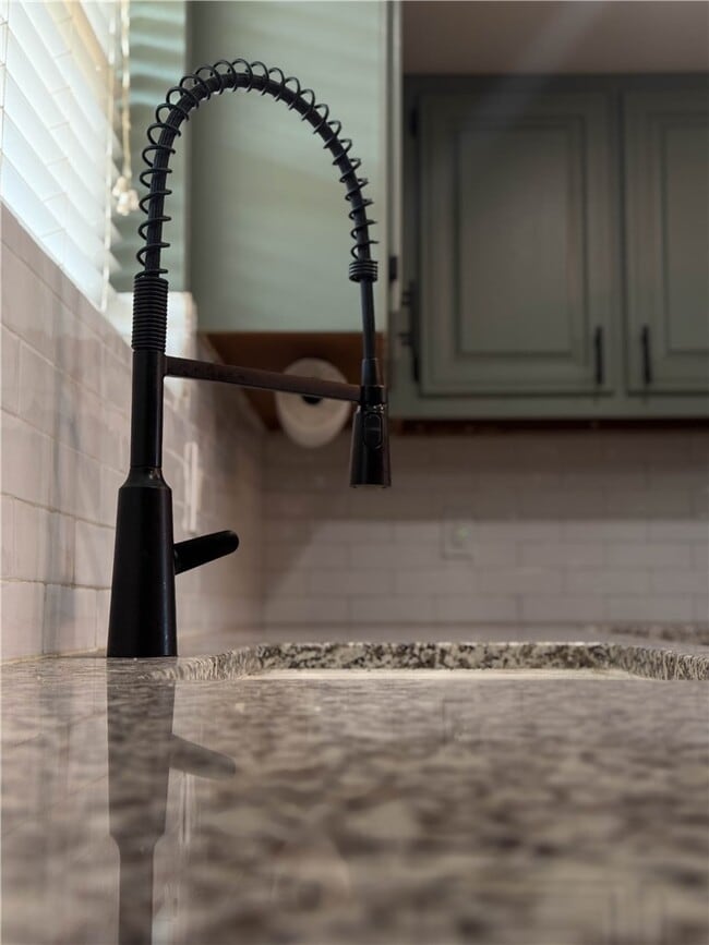 Photo - 2713 W Fir St