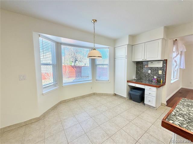 Photo - 17045 Hastings Ave