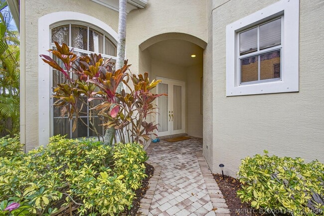 207 Andalusia Dr