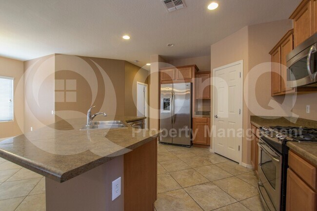 Photo - 4749 S Antonio