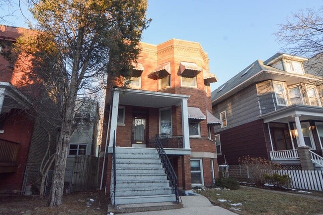 Photo - 3815 N Damen Ave Unit J01P