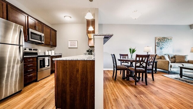 Photo - Gateway Green Apartments