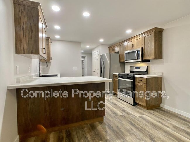 Photo - 423 Adams Ave