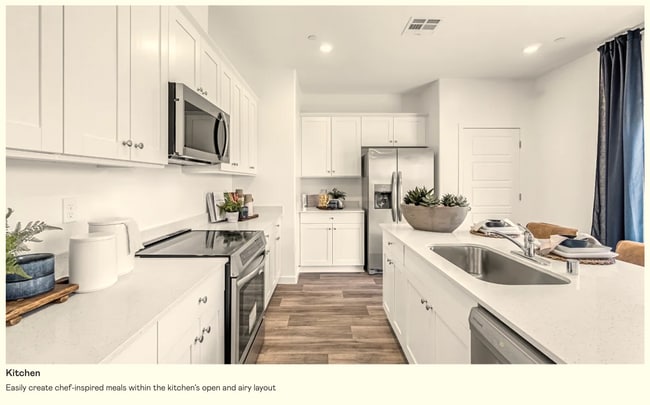 Photo - 4446 Buckingham Ave