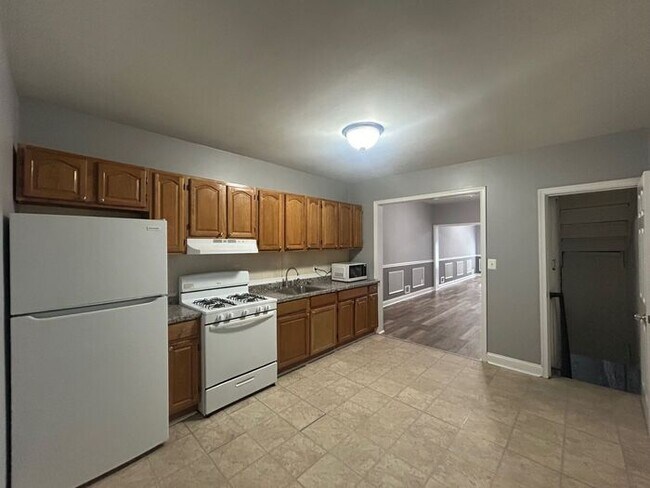 Photo - 2 Bedroom Plus Den