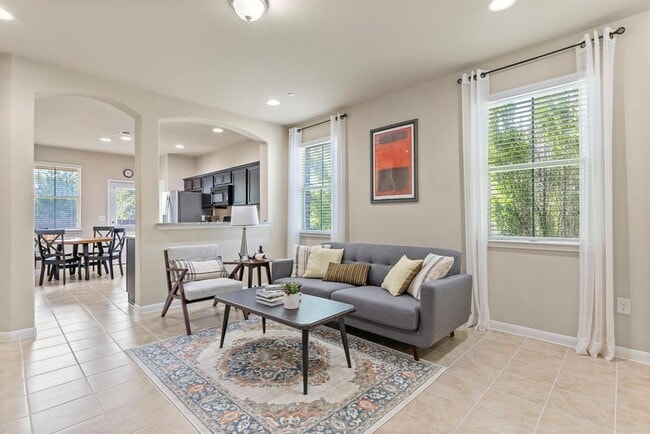 Building Photo - 2880 Donnell Dr Unit 1604