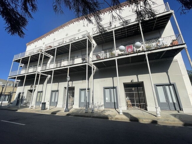 Building Photo - Charming Furnished Condo in the Heart of Downtown Mobile

Enjoy city living in this beautifully f...