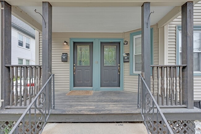 24 Orchard Ave Unit 1