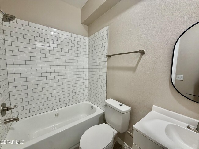 Photo - 125 Palma Dr