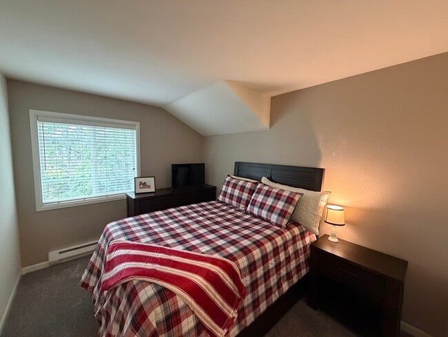 2760 76th Ave SE Unit #302