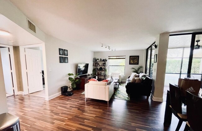 Photo - 4718 NW 22nd St Unit 4718