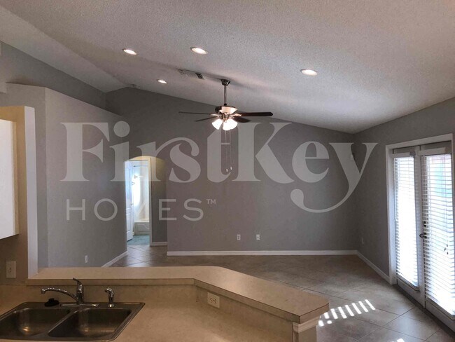 Photo - 1550 Golfside Village Blvd