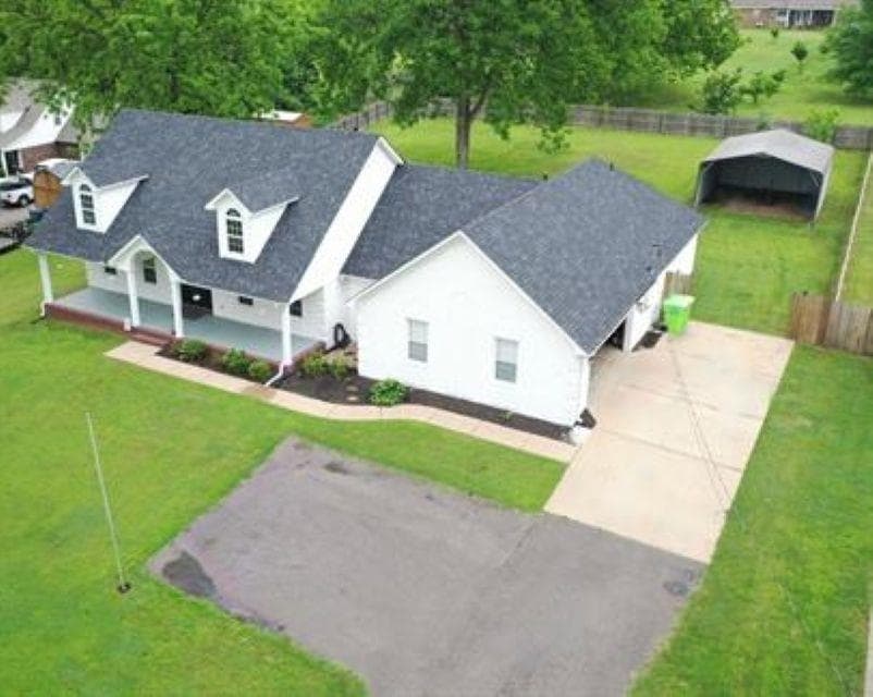 Photo - 334 Meadowland Dr