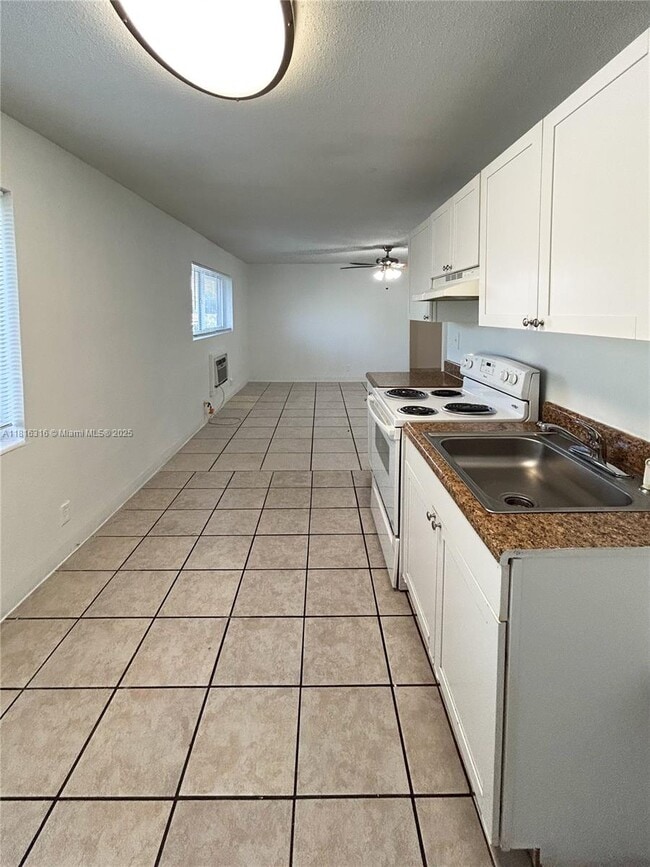 Photo - 3049 NW 9th Ave Unit 9A