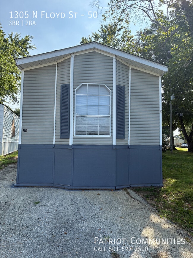 Photo - 1305 N Floyd St