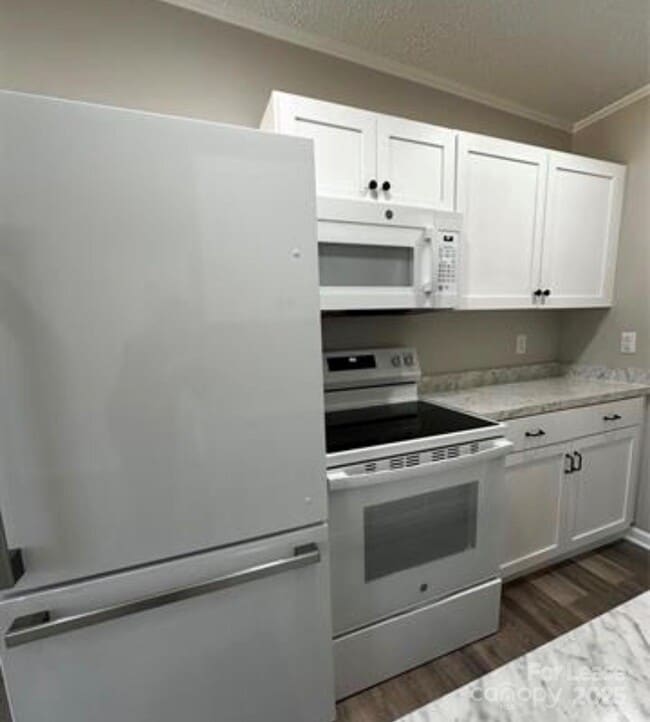 Photo - 307 Major Conley Rd