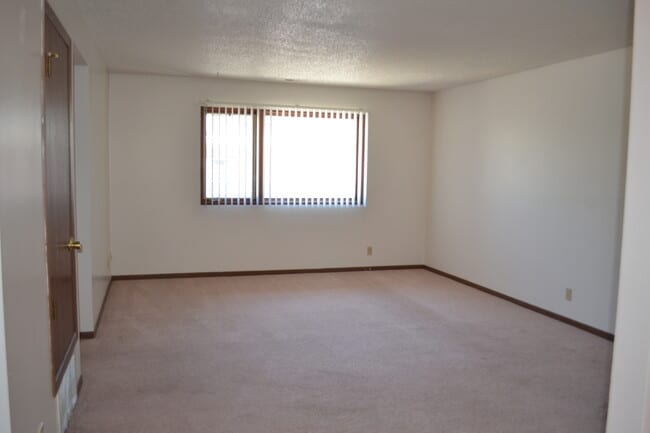 Photo - 1230 D St Unidad 11