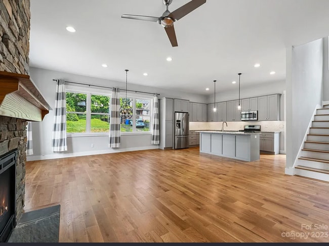 Photo - Lovely Asheville Rental!