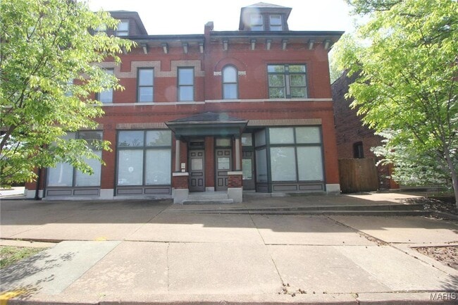 Building Photo - 3904 Shenandoah Ave Rental
