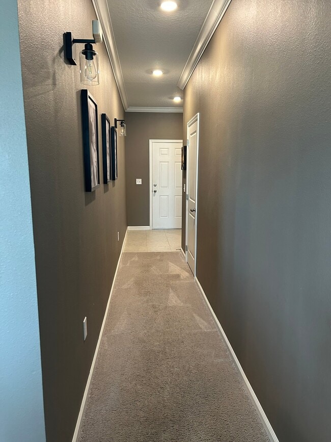 Photo - 8752 Sportsman Lp