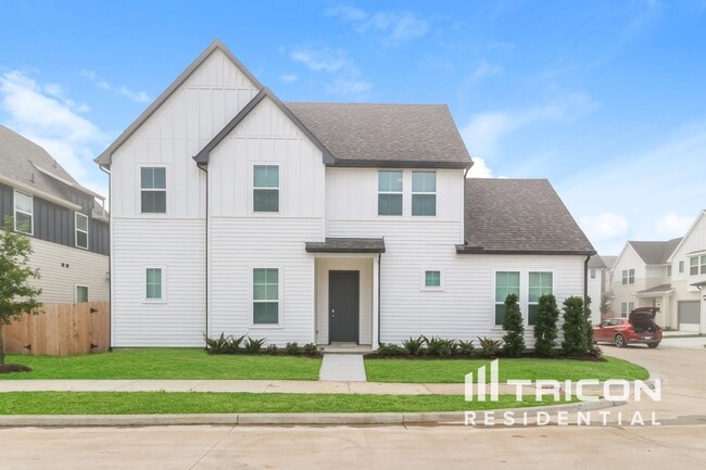 Photo - 9835 Willow Creek Commerce Dr