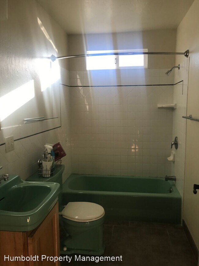 Photo - 2 br, 1 bath House - 3243 Trinity Street