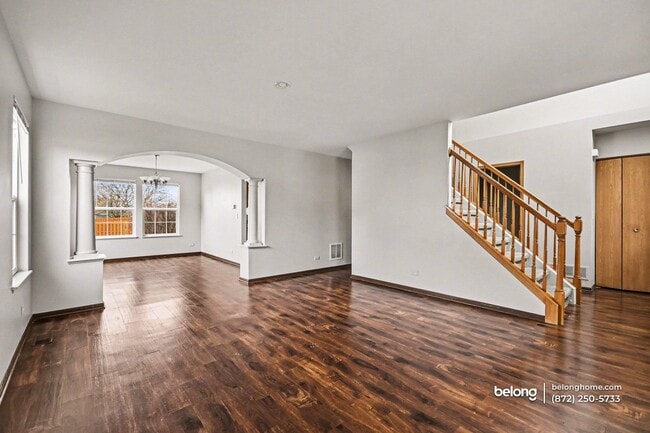 Photo - 631 Yoakum Blvd