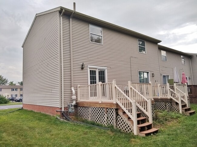 Photo - 2 Bed / 1 Bath Townhome