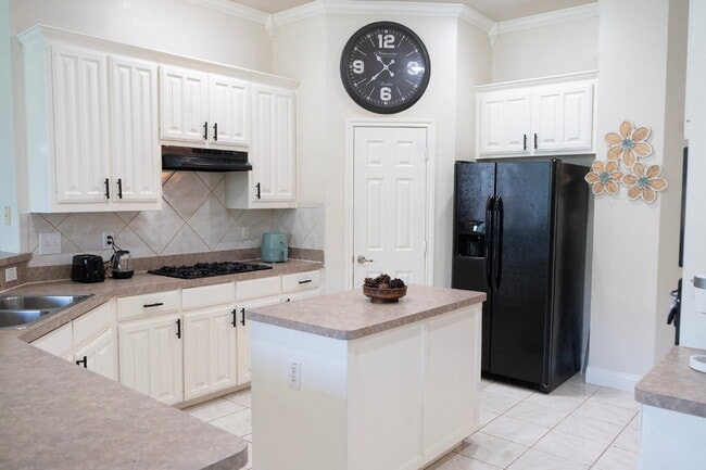 Photo - Executive 30+ Day Retreat Mins to AT&T Stadium – Ideal for Mid-Term Stays, Corporate Housing & Di...