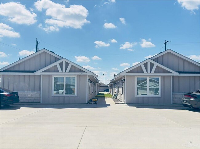 Photo - 21 Northridge Ave Unit B