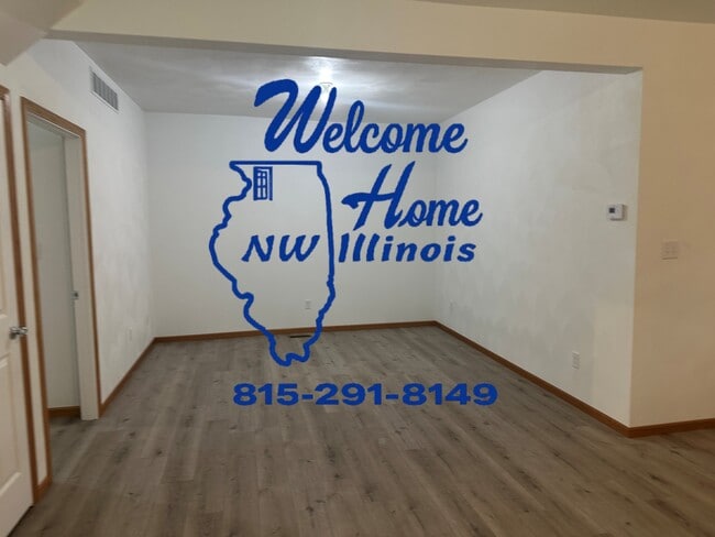 102 W Main St Unit 1