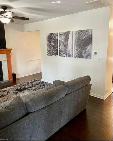 Photo - 404 W 29th St