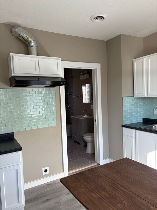 Photo - 1433 N 39th St Unit 1433 N 39th Street