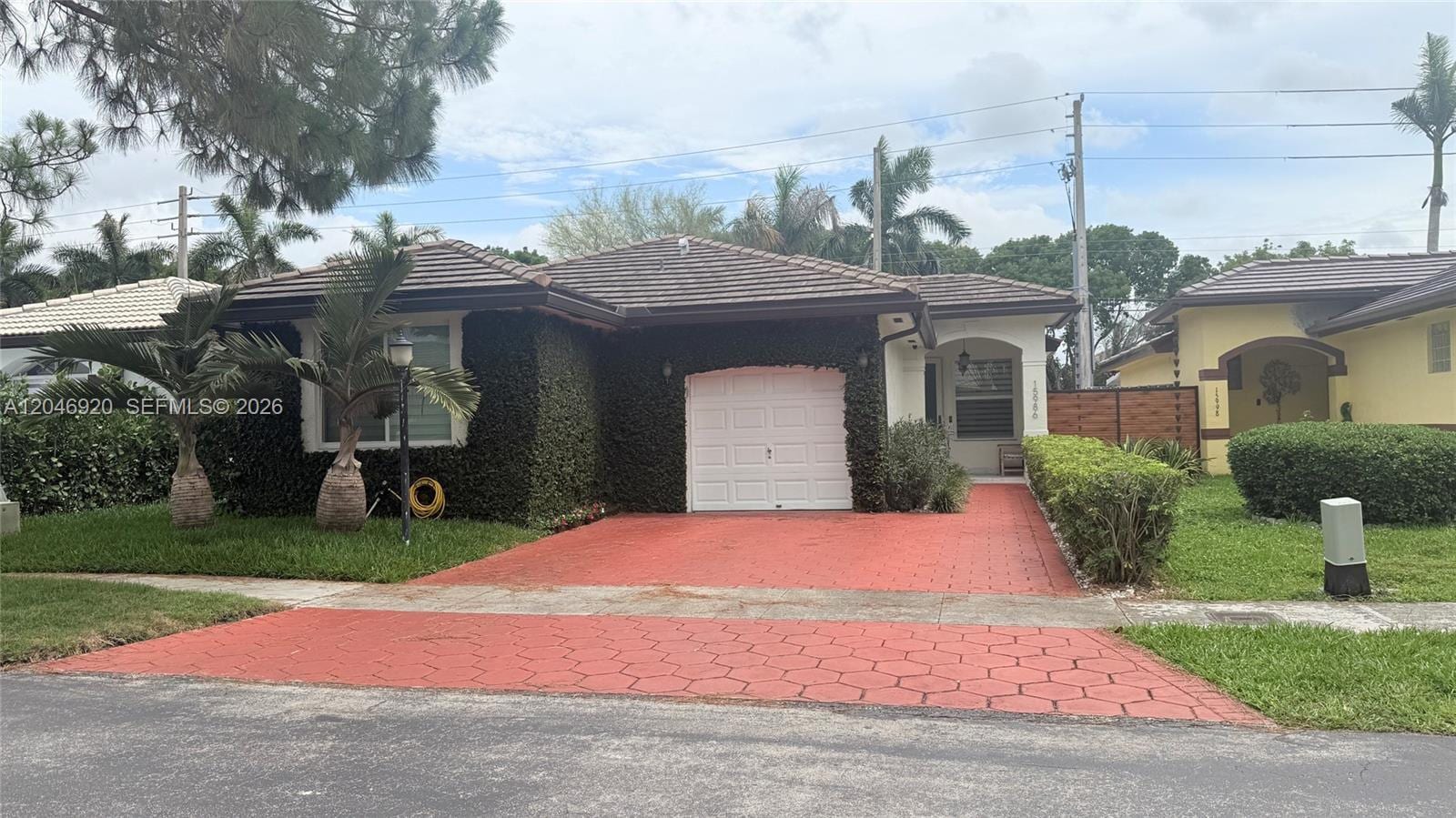 Photo - 15986 SW 71st Terrace