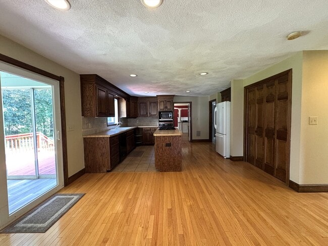 Photo - 61 Carlton Ln Unit 1